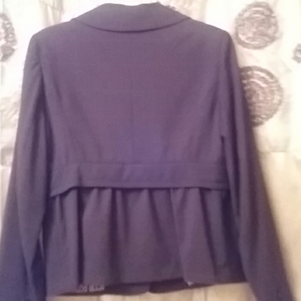 Jacket - Picture 3 of 4